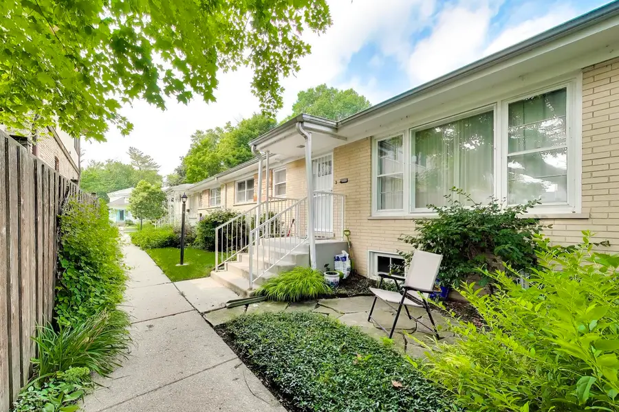 1907 Grant Street #A, Evanston, IL 60201 - #3