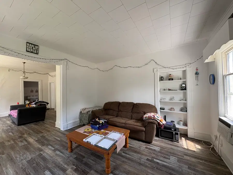 110 W Washington Street, Streator, IL 61364 - #2