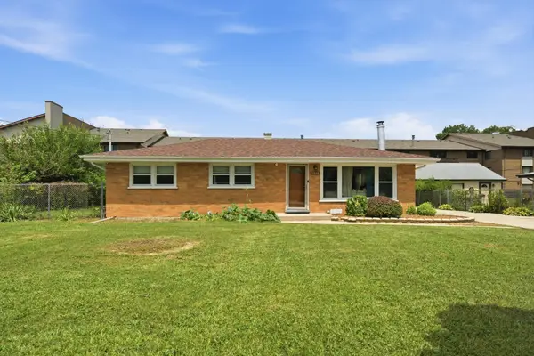 7920 W 91st Street, Hickory Hills, IL 60457