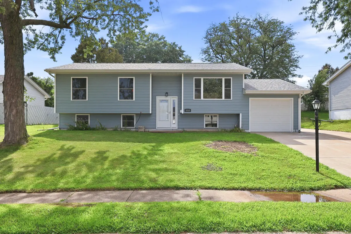 5010 N Harrison Street, Davenport, IA 52806 - #1