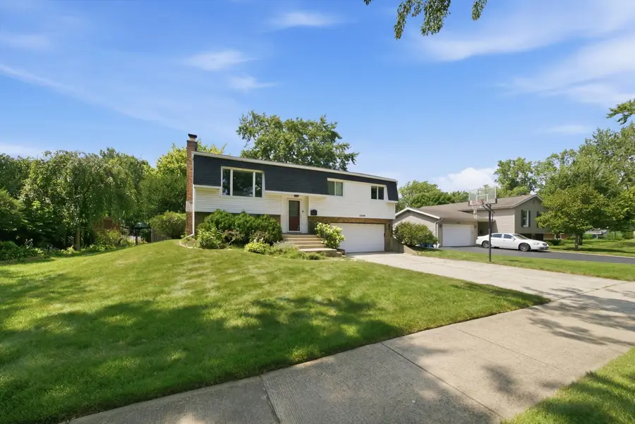 2206 Kingston Drive, Wheaton, IL 60187 - #2