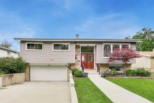 1503 N Park Drive, Mount Prospect, IL 60056