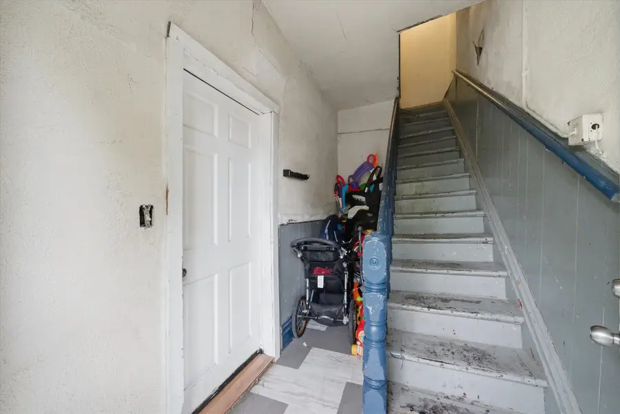 8914 S Exchange Avenue, Chicago, IL 60617 - #2