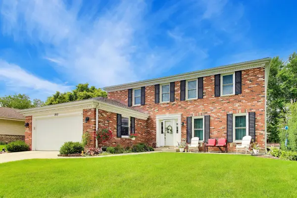 1912 Victoria Road, Mundelein, IL 60060