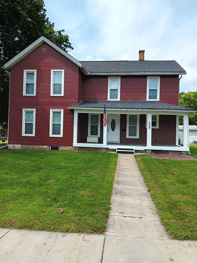 509 S Madison Street, Morrison, IL 61270 - #2