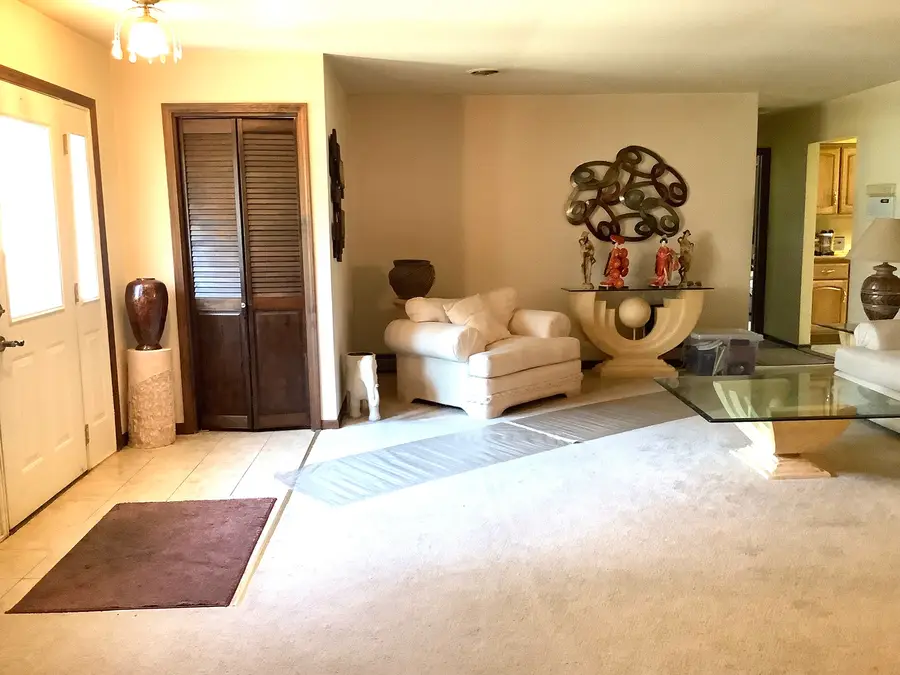 327 Old Hickory Road, New Lenox, IL 60451 - #3