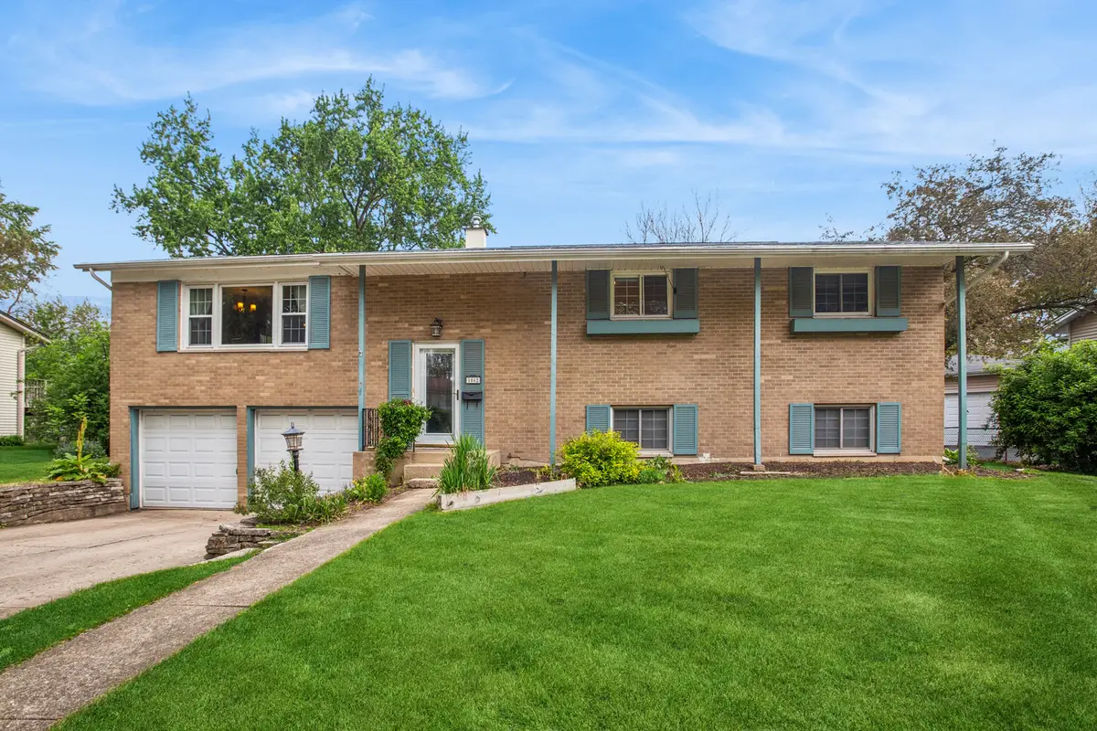 1062 E Williams Drive, Palatine, IL 60074 - #1