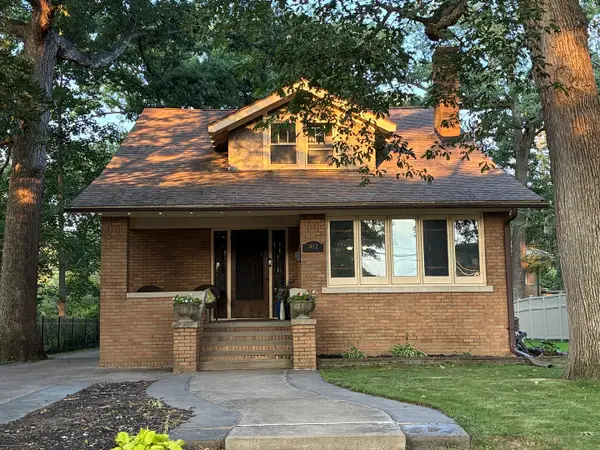 1412 29th Street, Moline, IL 61265