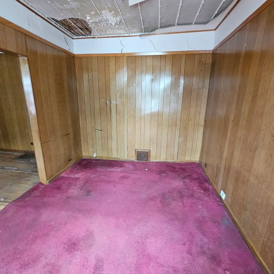 3950 W Montrose Avenue, Chicago, IL 60618 - #3