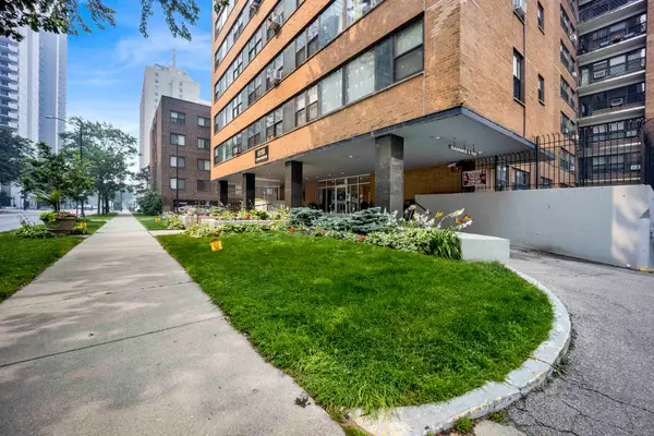 6118 N Sheridan Road #310, Chicago, IL 60660