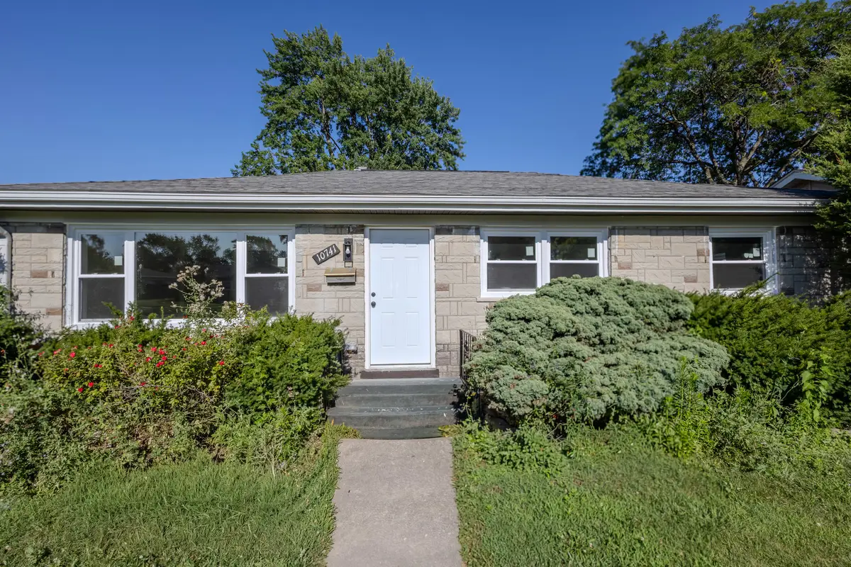 10741 Mason Avenue, Chicago Ridge, IL 60415 - #1