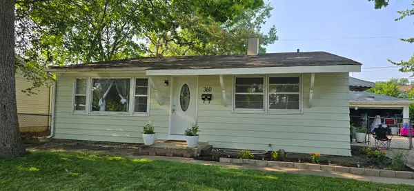 360 Tee Lane, Carpentersville, IL 60110