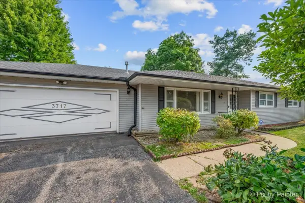 3717 Grandmore Avenue, Gurnee, IL 60031