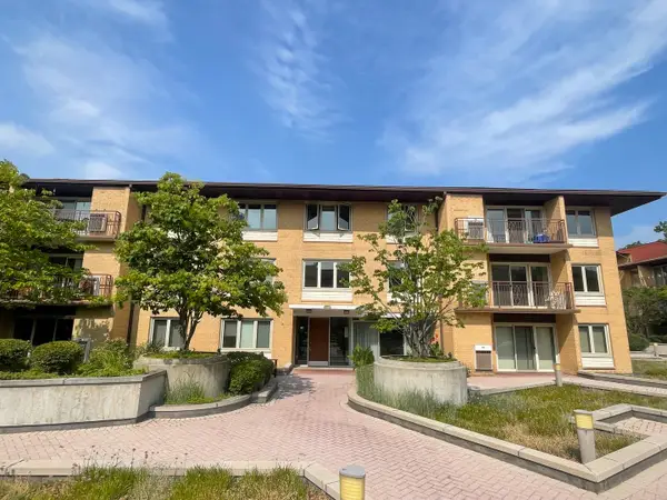 2460 W Talcott Road #220, Park Ridge, IL 60068