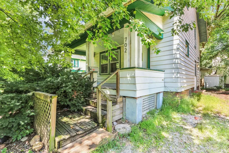 702 W Oregon Street, Urbana, IL 61801 - #3