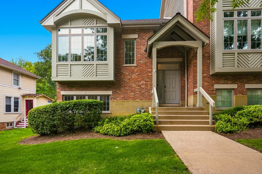 60 E Hattendorf Avenue, Roselle, IL 60172 - #2