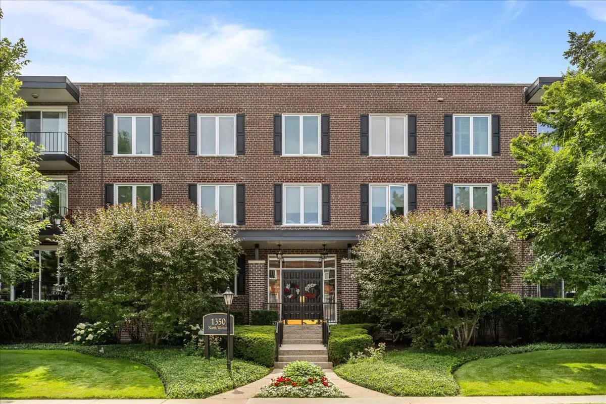 1350 N Western Avenue #111, Lake Forest, IL 60045 - #1