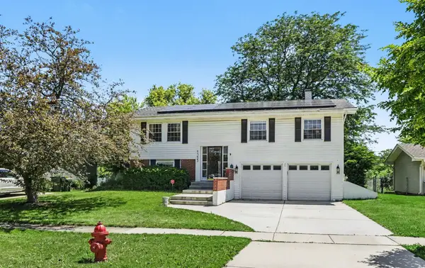 1355 Devonshire Lane, Hoffman Estates, IL 60169