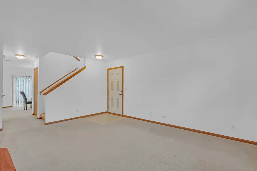 1661 W Chrysler Drive #9-1, Belvidere, IL 61008 - #2