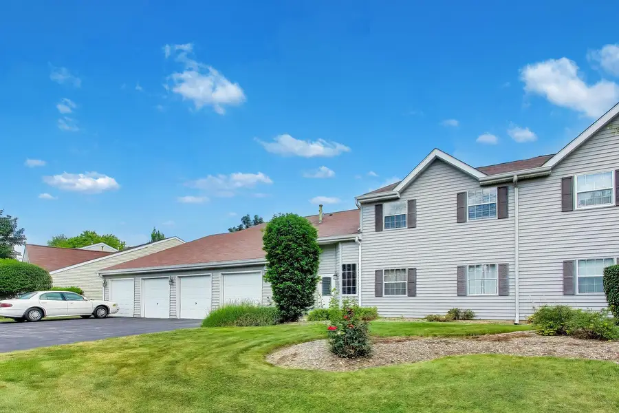 66 Gant Circle #E, Streamwood, IL 60107 - #2