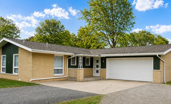 206 Brookside Place, Minier, IL 61759