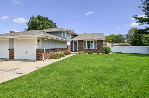 1022 Thornberry Court, Ottawa, IL 61350