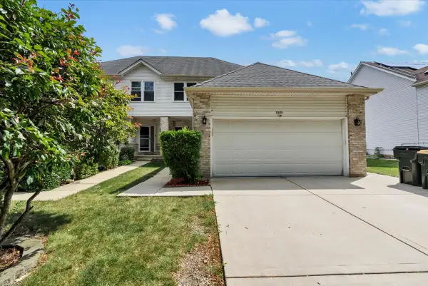2153 Laurel Avenue, Hanover Park, IL 60133