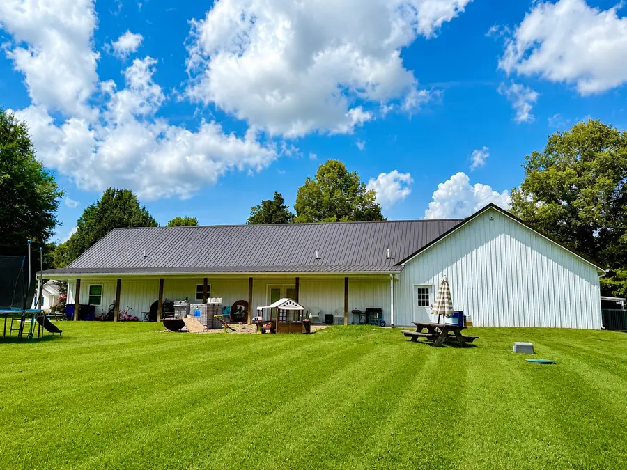 44 Woodland Drive, Metropolis, IL 62960 - #2