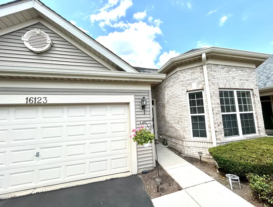 16123 Powderhorn Lake Way, Crest Hill, IL 60403 - #2