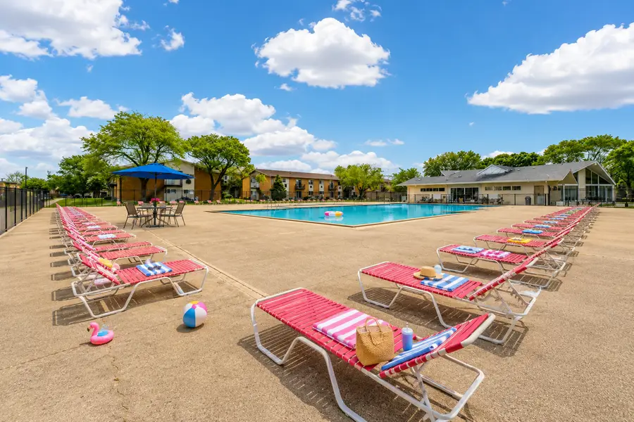 8856 Northshore Drive #201A, Des Plaines, IL 60016 - #2