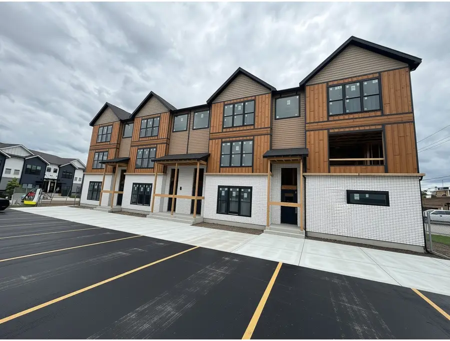 540 N Seymour Avenue #B, Mundelein, IL 60060 - #2