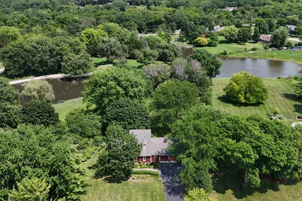 33925 N Fischer Drive, Ingleside, IL 60041