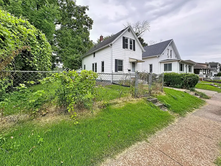1419 41st Street, Rock Island, IL 61201 - #2