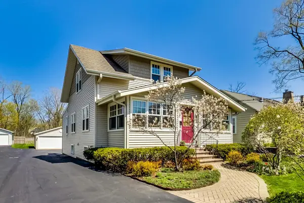 1223 Ridgewood Drive, Highland Park, IL 60035