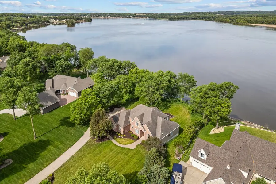 16808 River Road N, Cordova, IL 61242 - #3