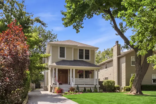 1308 Edgewood Road, Lake Forest, IL 60045
