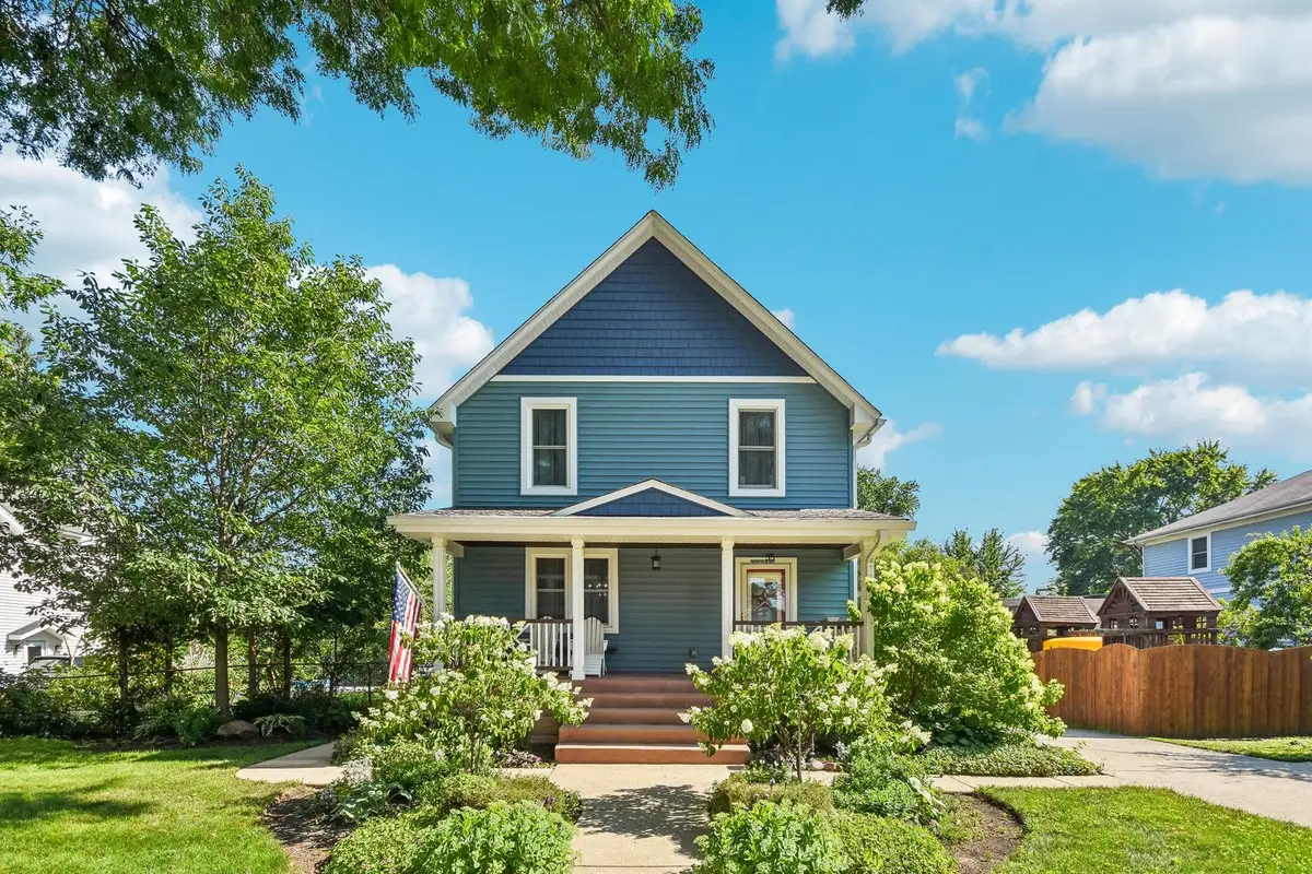 35 W Elm Avenue, Roselle, IL 60172 - #1