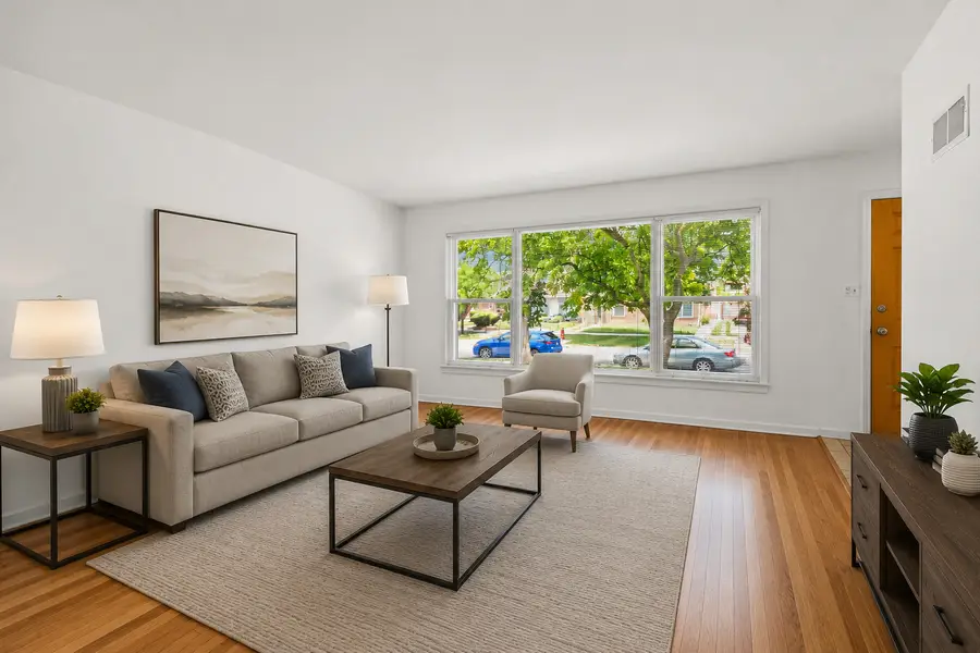 9522 Lawler Avenue, Skokie, IL 60077 - #3