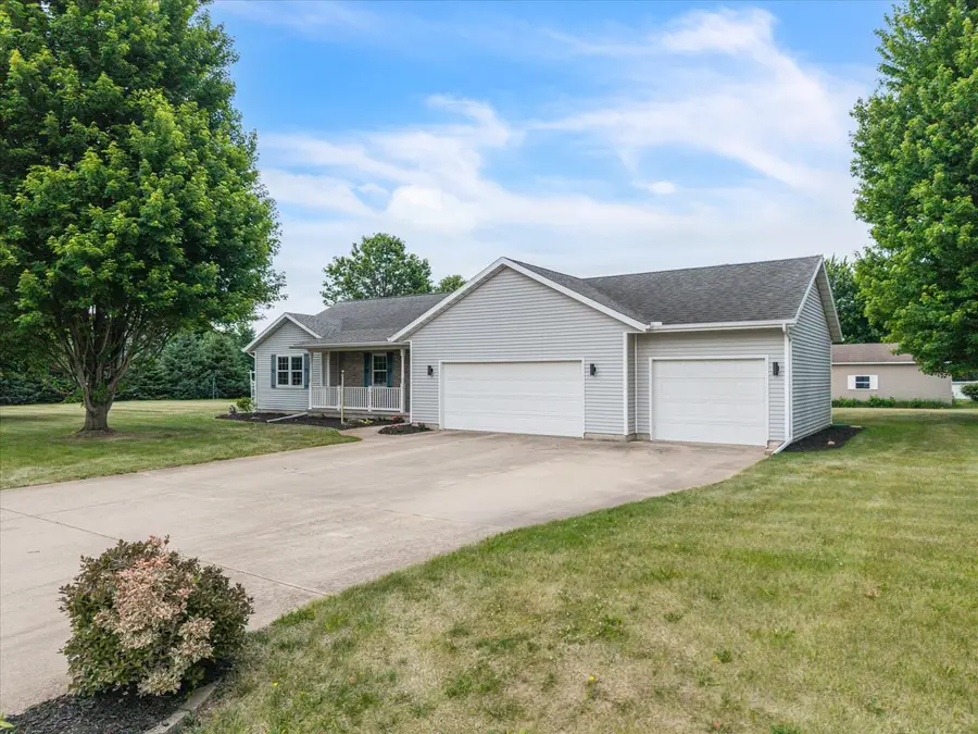 14 Quail Hollow Estate, Geneseo, IL 61254 - #3