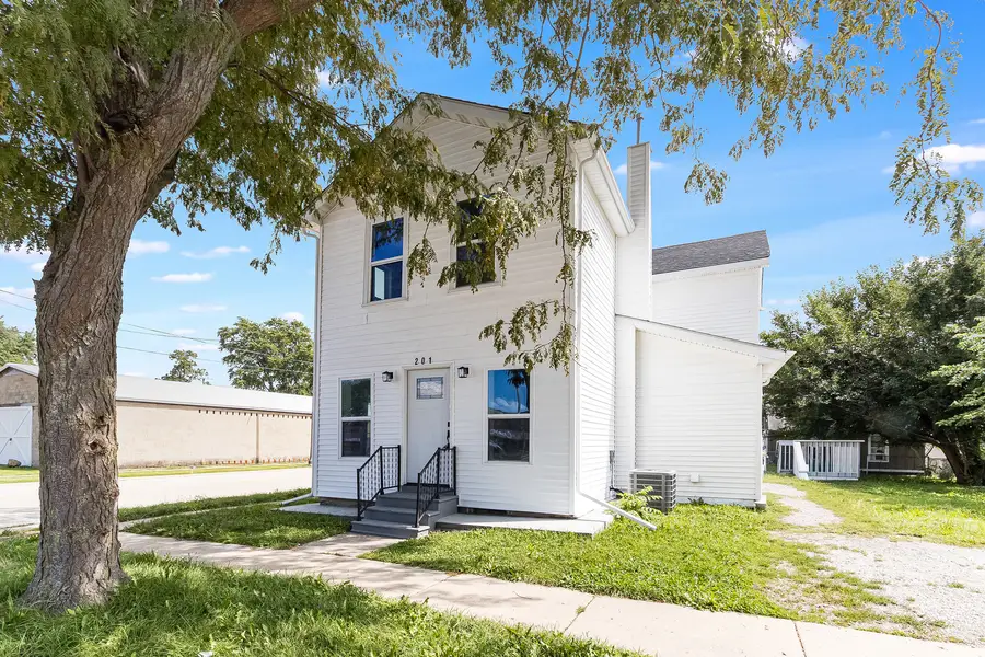 201 W John Street, Plano, IL 60545 - #2