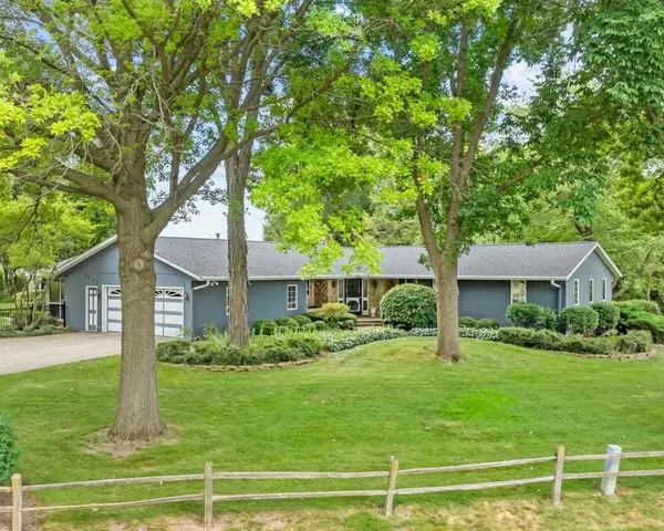 8625 N Byron Hills Drive, Byron, IL 61010