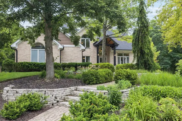 16261 W Ridgewood Drive, Homer Glen, IL 60491