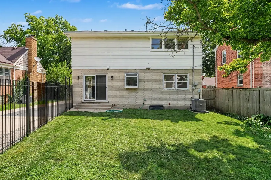 10324 S Claremont Avenue, Chicago, IL 60643 - #3