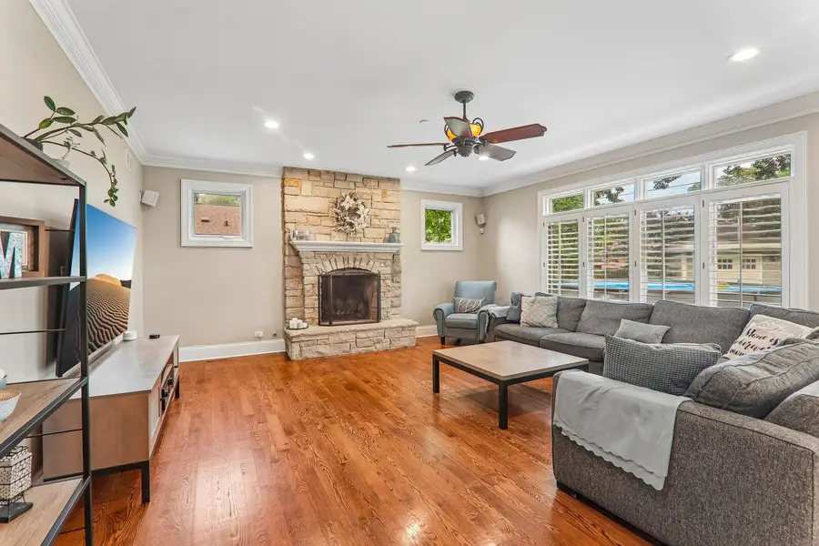 603 S Main Street, Mount Prospect, IL 60056 - #2