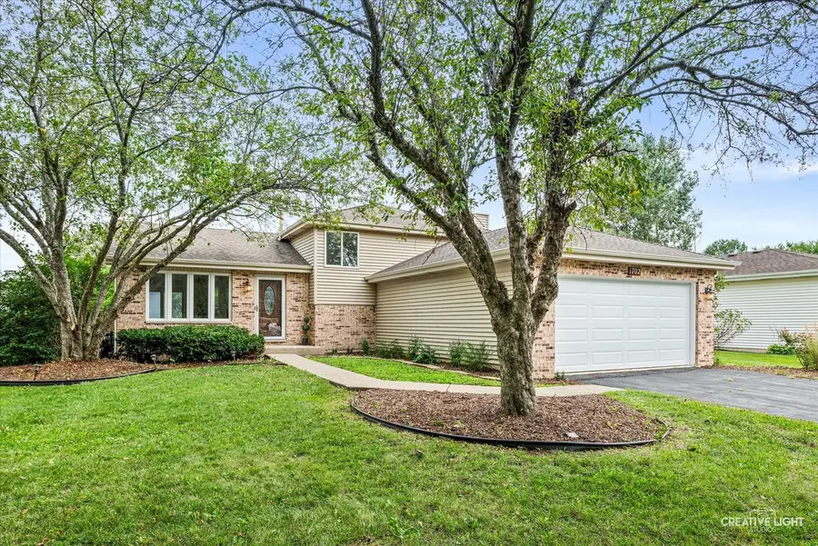1702 Pebble Beach Drive, Plainfield, IL 60586 - #2
