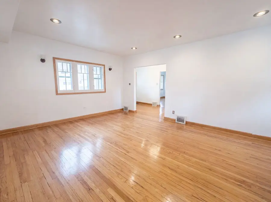 619 N 4th Avenue, Maywood, IL 60153 - #3