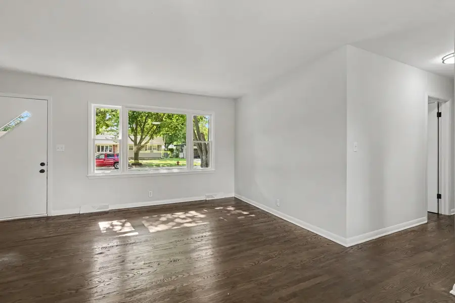 753 Westgate Drive, Aurora, IL 60506 - #2