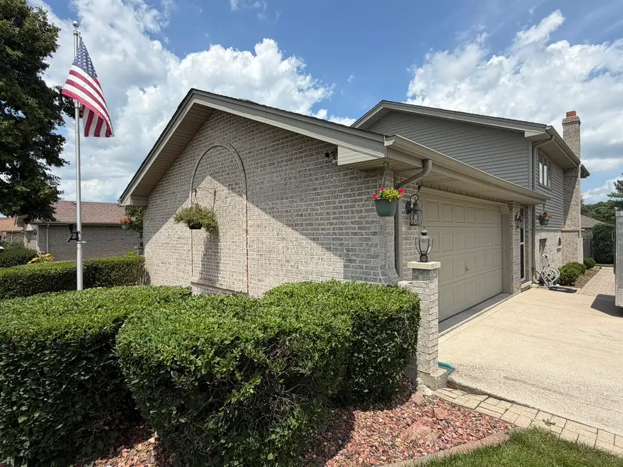 10708 Willow Avenue, Mokena, IL 60448 - #2
