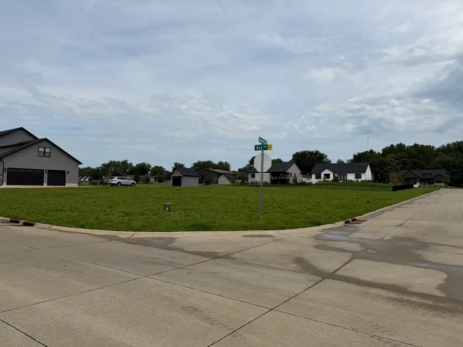 Lot 9 Woods Estates Of Riverdale, Riverdale, IA 52722 - #2