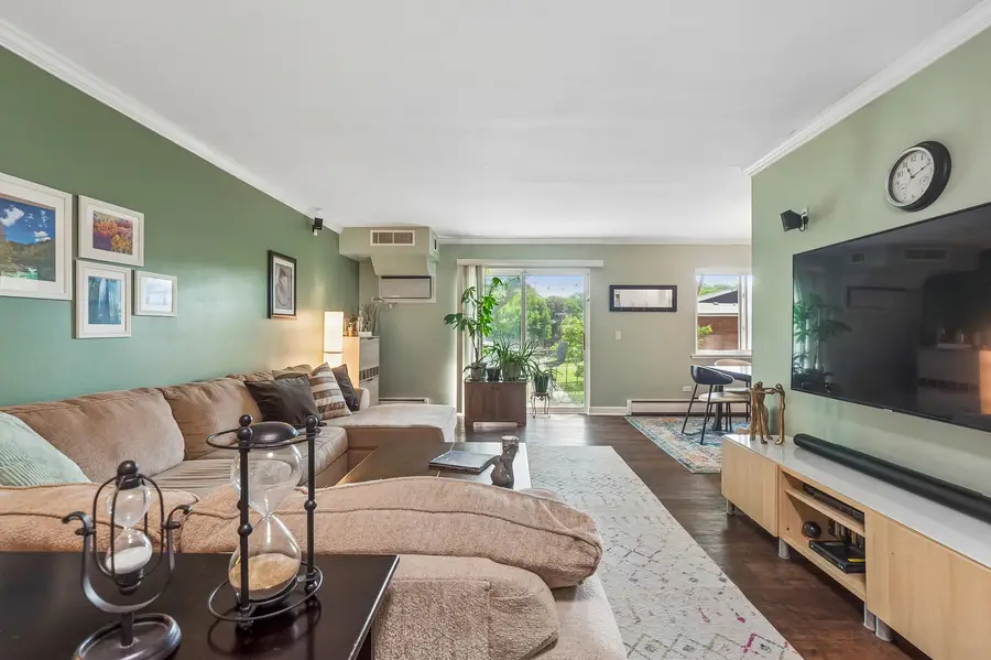 2434 Brandenberry Court #2A, Arlington Heights, IL 60004 - #3